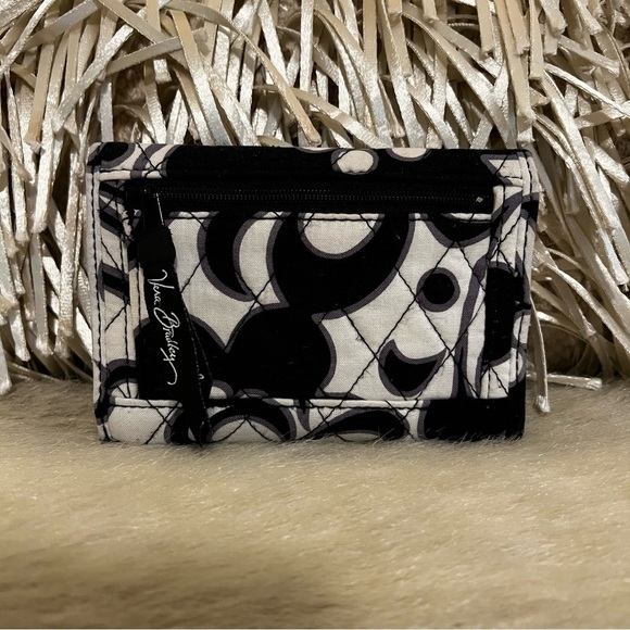 VERA BRADLEY Night & Day Trifold Euro Wallet 2010 Black & White Floral Y2K Small - Picture 7 of 14